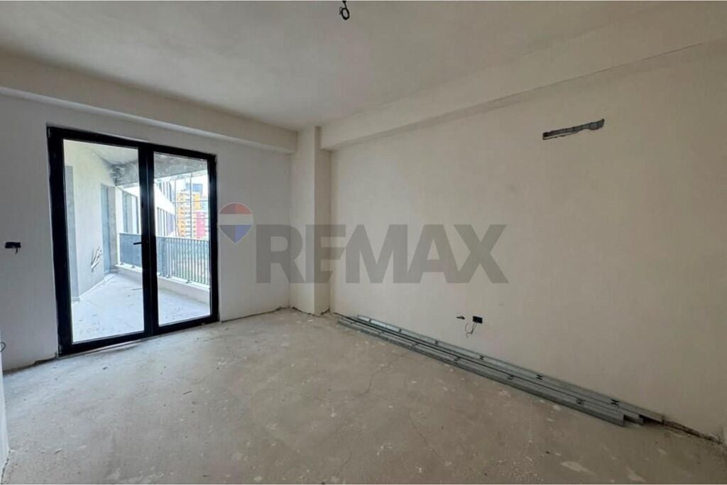 SHITET APARTAMENT 2+1+2 TEK BULEVARDI I RI