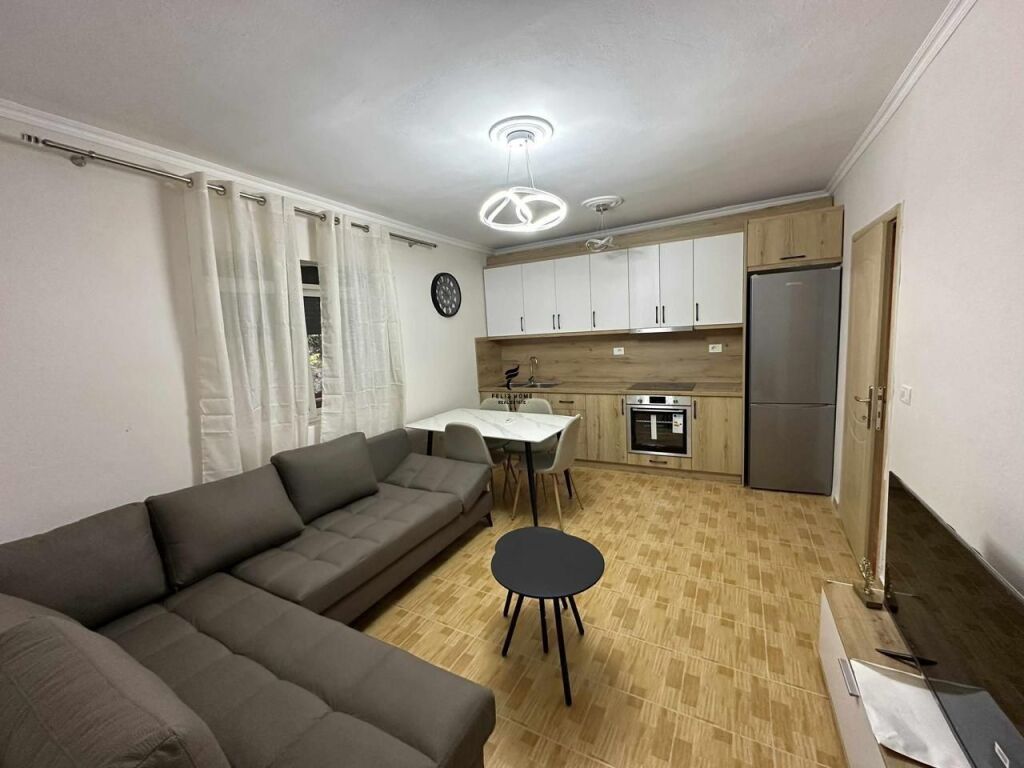 APPARTAMENTO IN AFFITTO 2+1 VIA BARDHYL 50.000 LEKE FH-74502