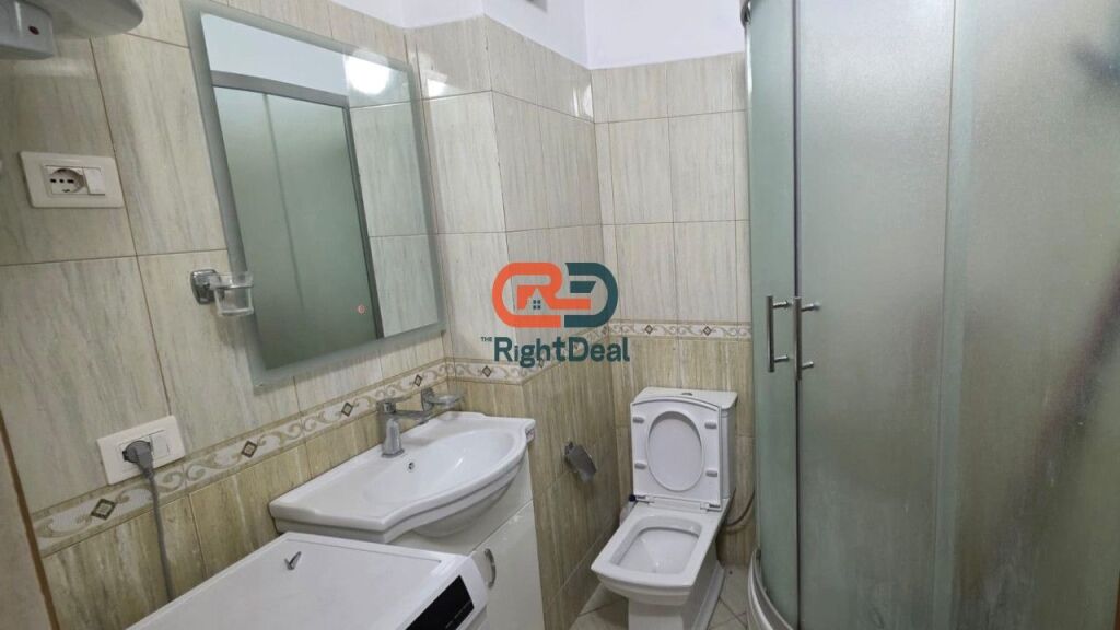 Tek Tregu I Ri Elektrik, Shitet Apartament 1+1, Ideal Per Banim Dhe Investim !!!