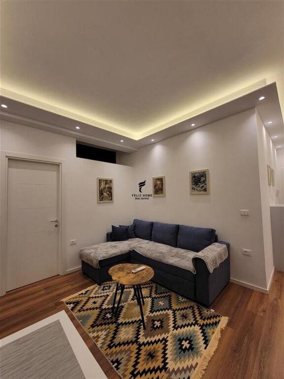 APARTAMENT ME QERA 1+1 RRUGA DURRESIT 55.000 LEKE FH-74445