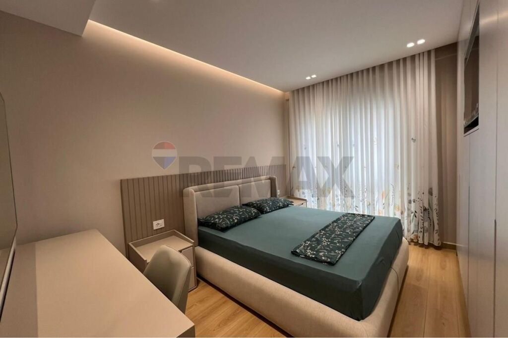 Apartment - For Rent - Zogu I Zi, Tirana