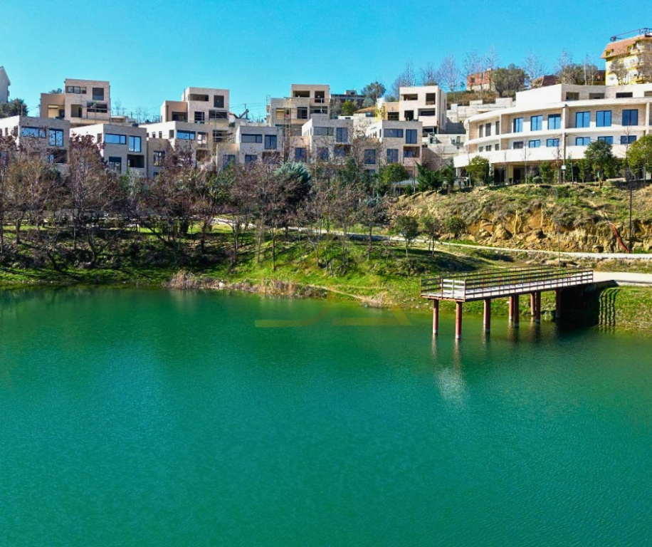 SWAN LAKE RESIDENCE – FARKA LAKE, TIRANA