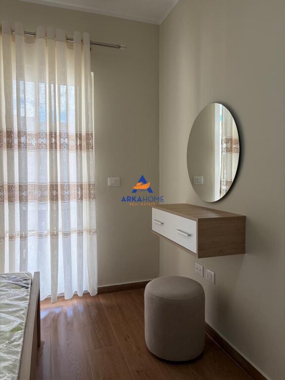 AFFITTASI APPARTAMENTO 1+1+BALCONE "VIA DRITAN HOXHA, COMPLESSO AURA" 550 EURO