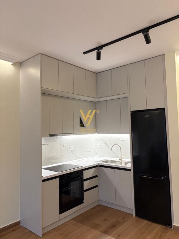 JEPET APARTAMENT 1+1+BLK ME QERA TE AURA,RR.DRITAN HOXHA 550 EURO
