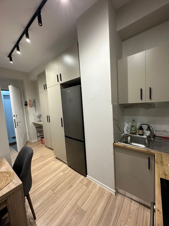🏡 Shitet Apartament 1+1 + Ballkon 📍 Mangalem, Ali Demi