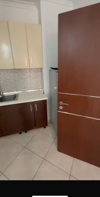 🔥 SUPER OKAZION🔥 Jepet me Qera Apartament 2+1+2 ne Astir tek Vila L