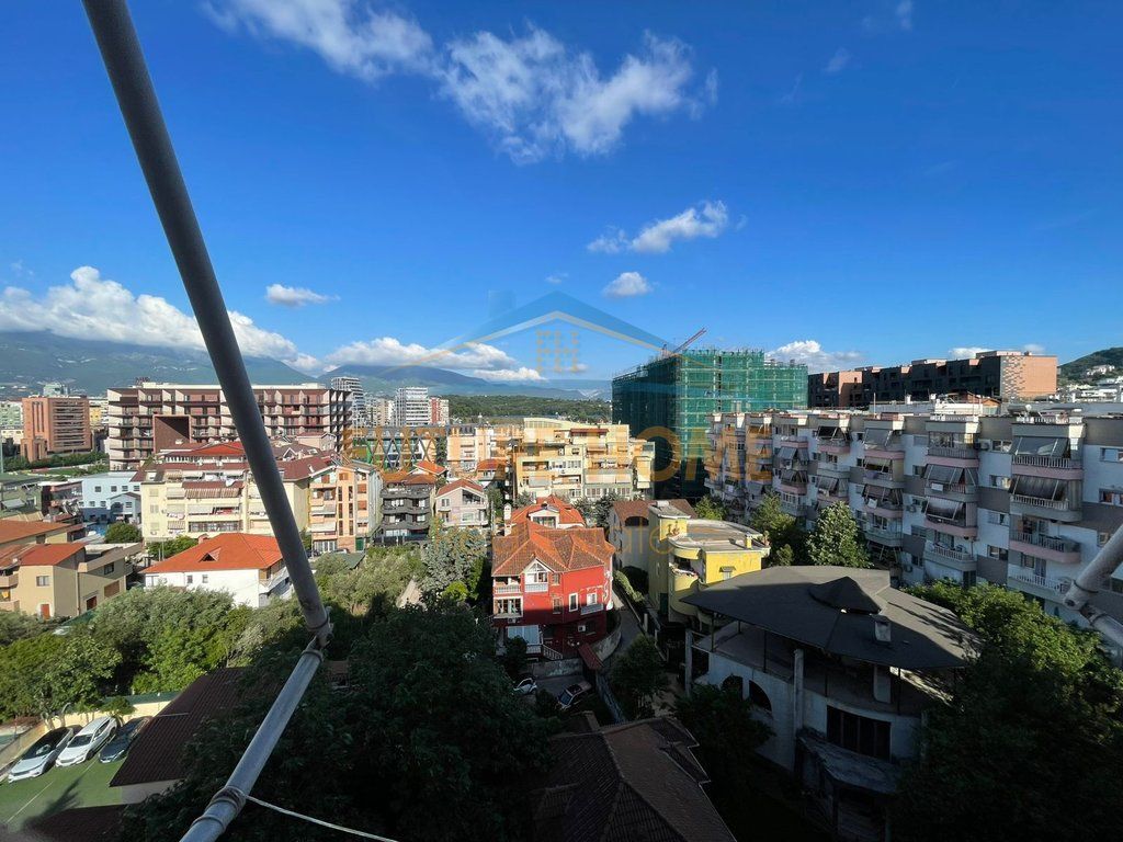 In vendita, Appartamento 3+1, Comune di Parigi, Tirana.