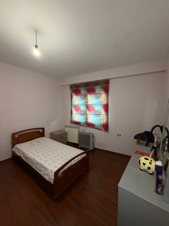 Apartament 3+1+2 në Yzberisht