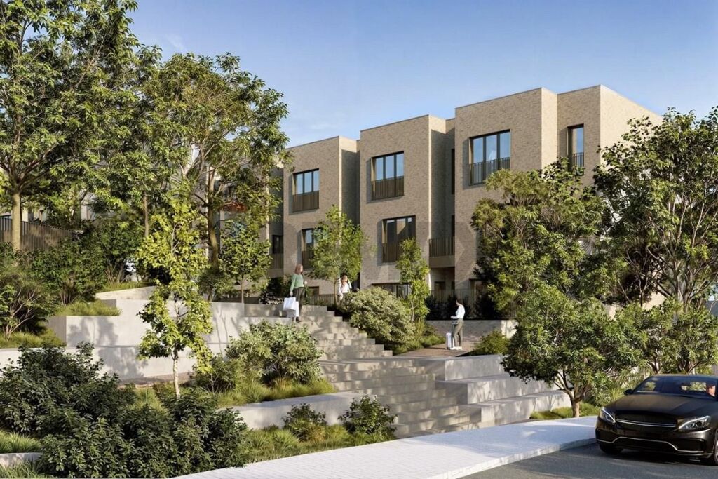 Apartament 2+1 me oborr per shitje te Park Huses