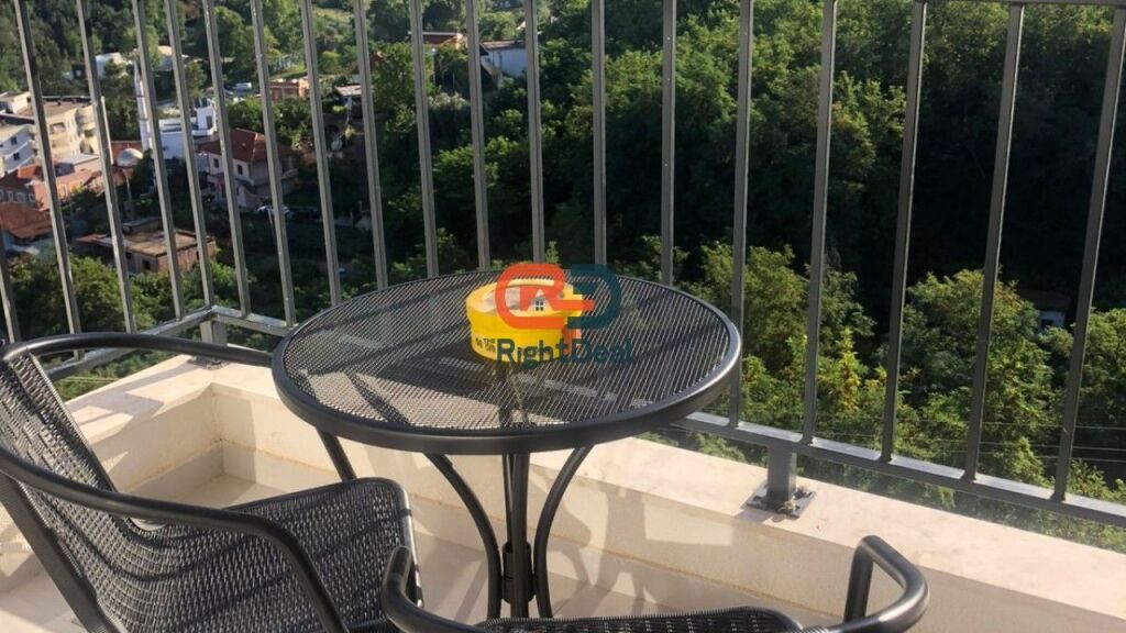 Ne Fresk, Shitet Apartament 1+1, Gati Per Banim!!!