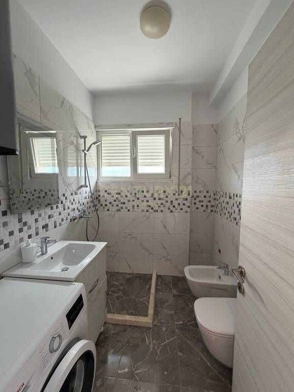 FORMER RESTAURANT DURRESI-FOR SALE APARTMENT 2+1+2