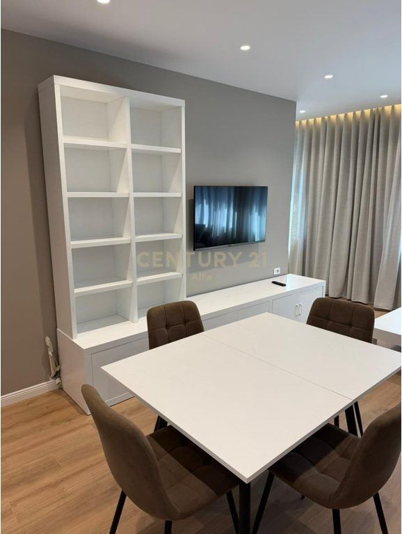 Furnished 1+1 apartment for sale in Xheluks Complex, Elbasan Street!