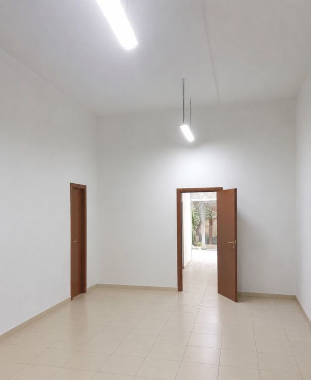 Affitto | Ambjent Biznesi | Rruga e Elbasanit | 1000 €/mese