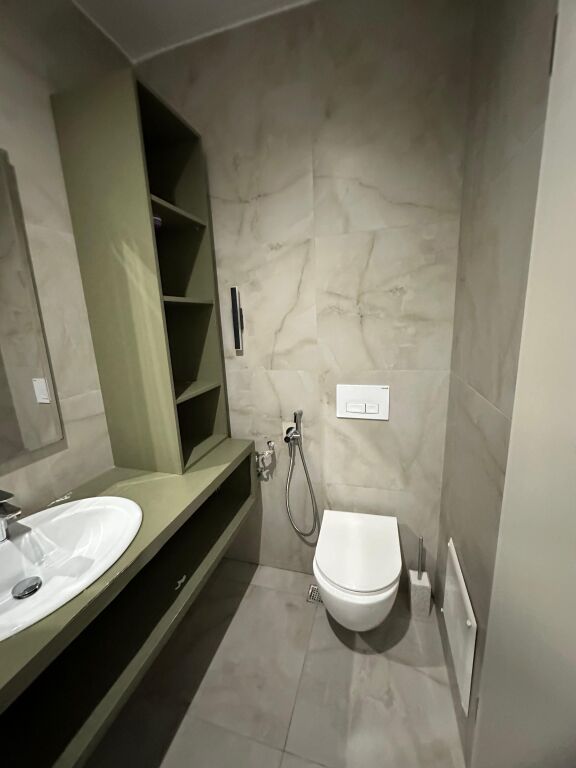 🏡 Shitet Apartament 1+1 + Ballkon 📍 Mangalem, Ali Demi