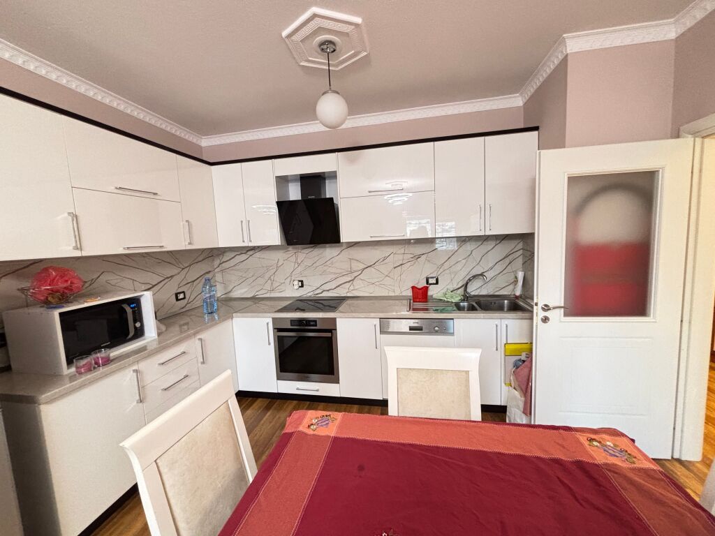 Apartament 1+1 Me Qira Prane Ambasades Amerikane