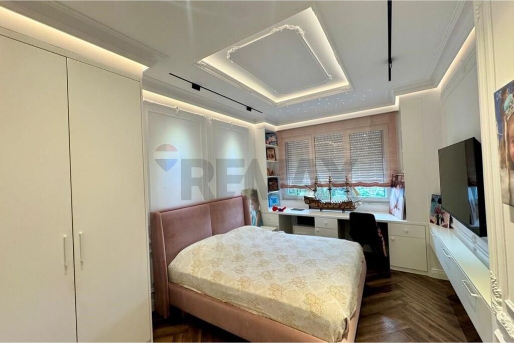 APARTAMENT 4+1 +2 PARKIME NË SHITJE TE EURO 3D
