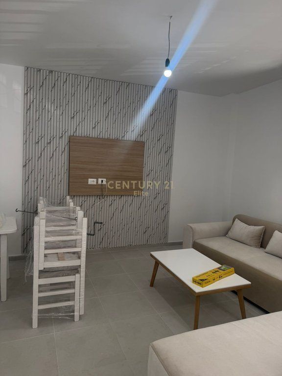 Apartment 2+1 + Veranda + Parking for sale in Laprakë | Floor 0 | 165,000,000 Lek