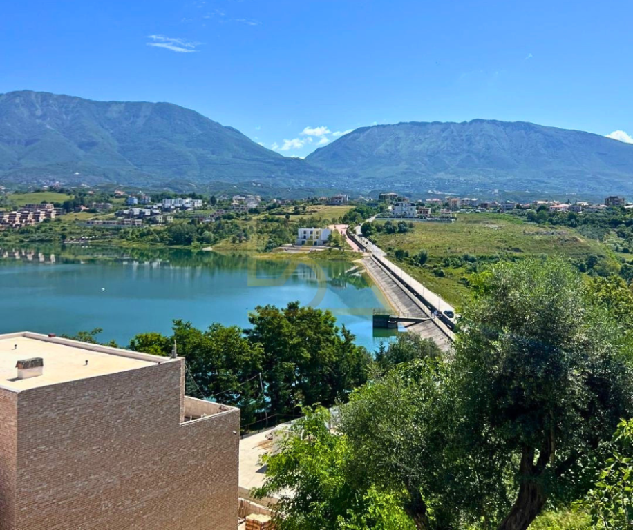SWAN LAKE RESIDENCE – FARKA LAKE, TIRANA