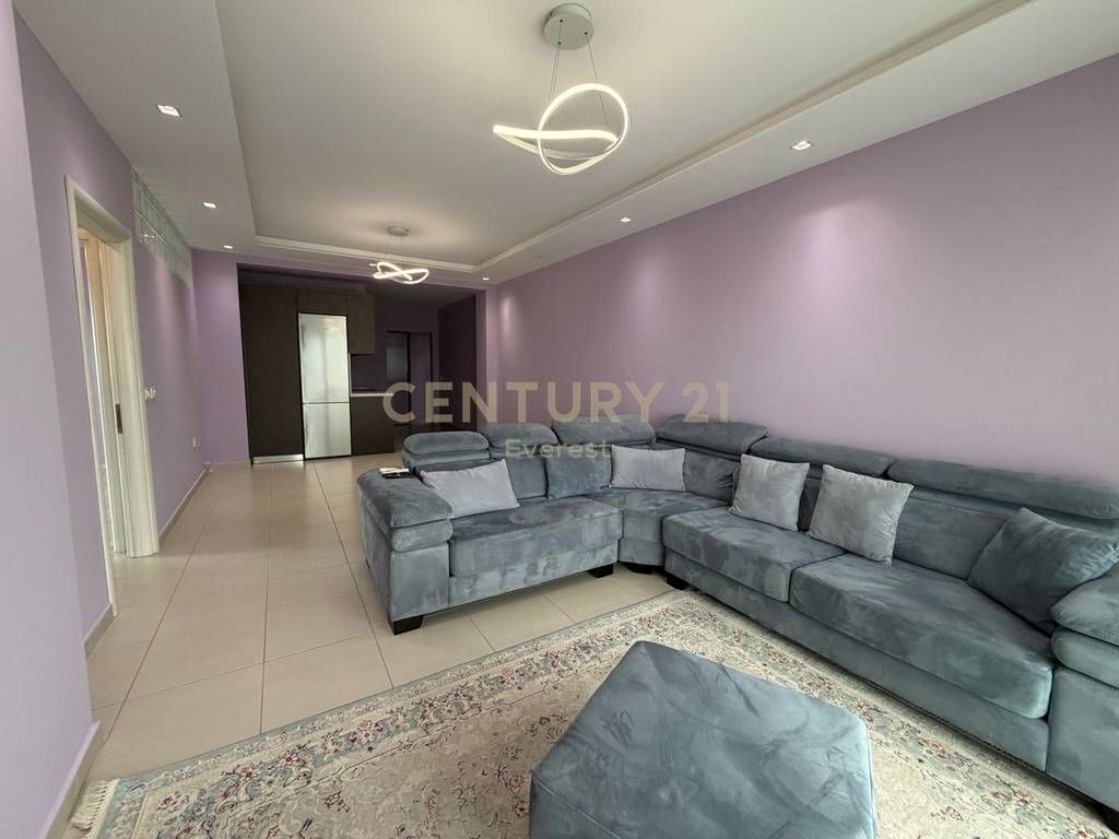 FORMER RESTAURANT DURRESI-FOR SALE APARTMENT 2+1+2