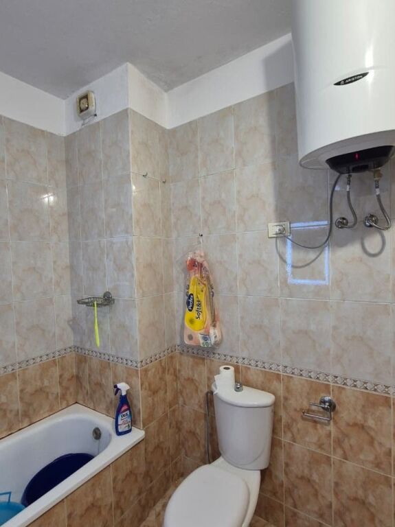 🏡 Jepet me Qira Apartament 2+1+2 tek Komuna e Parisit ✨