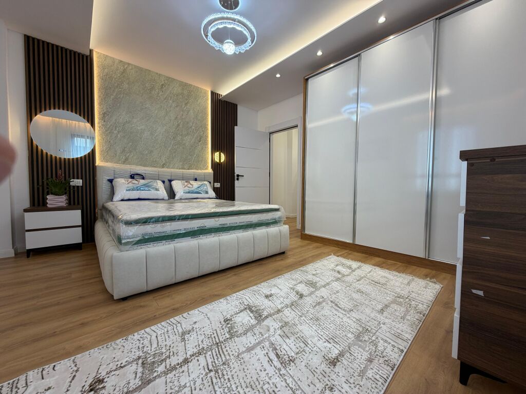 Apartment 2+1+2 for Sale Arrow Building
