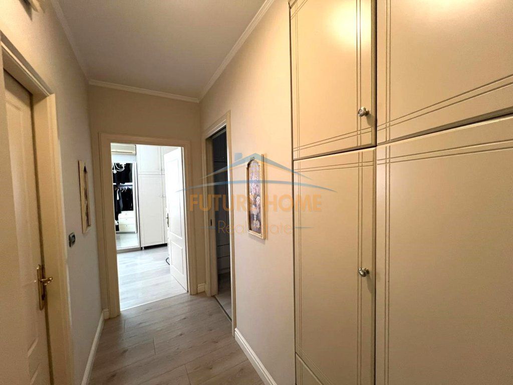 Apartment 2+1+2, Blloku, Tirana