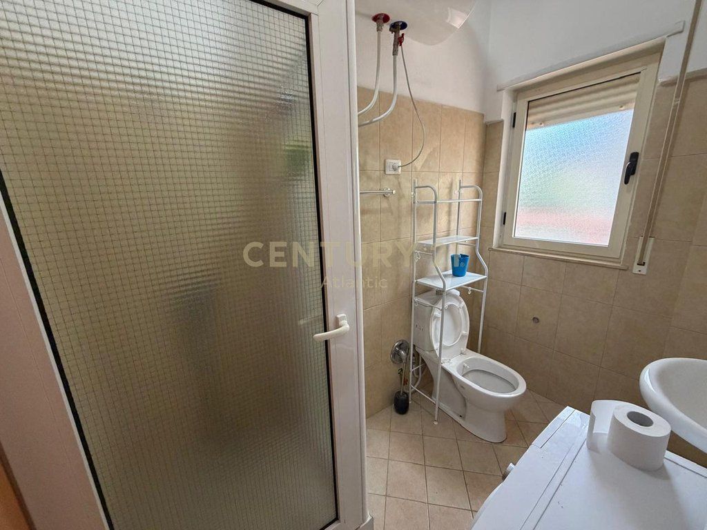 Apartament 1+1 në Shkëmbi i Kavajës,vije e dyte me detin