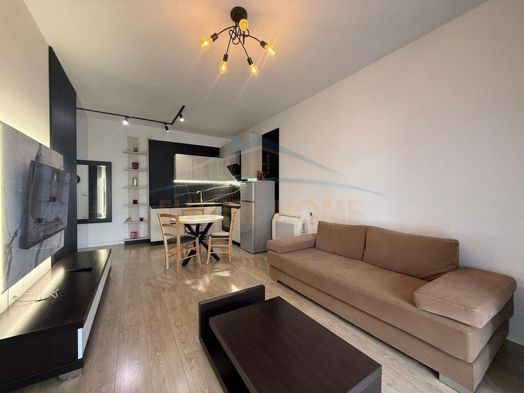 Qera, Apartament 1+1, Ali Demi, Tiranë.