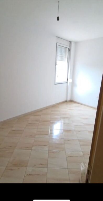 Shitet Apartament 2+1+2 + Garazhd Tek Amerikan3 / Yzberisht