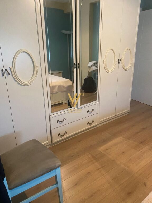 JEPET APARTAMENT 2+1+2+BLK TE SULEJMAN DELVINA 650 EURO