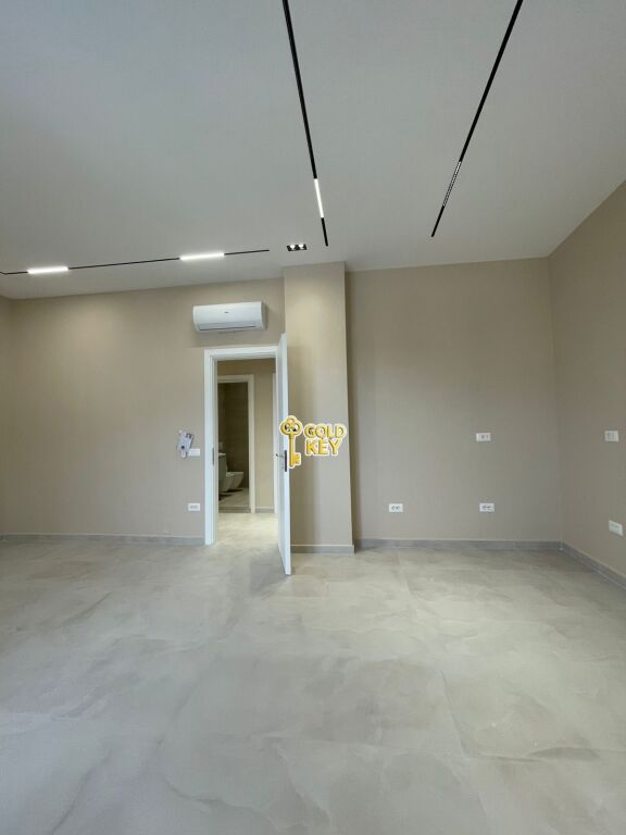 🏡 BUSINESS PREMISES FOR RENT TRAIN STATION DURRES