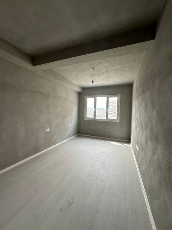 Appartamento 3+1 in affitto (VUOTO) per abitazione o ufficio – River Residence.