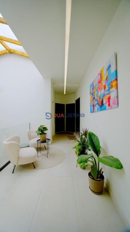 Apartment 2+1 for sale Astiri Roundabout!