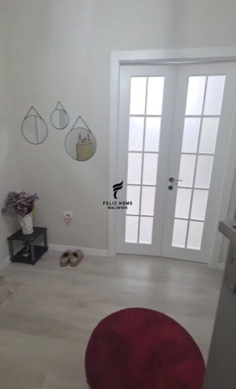 SHITET APARTAMENT 1+1 PAZARI I RI 190.000 EURO FH-74682