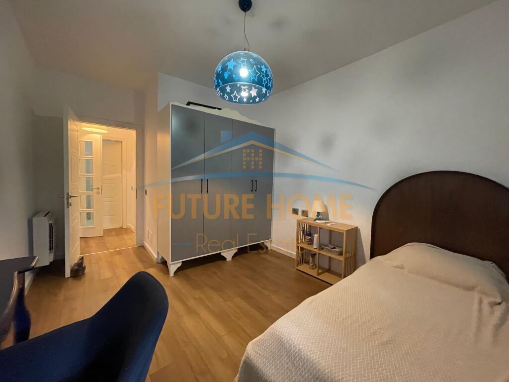Qira, Apartament 2+1+2, Liqeni i Thate