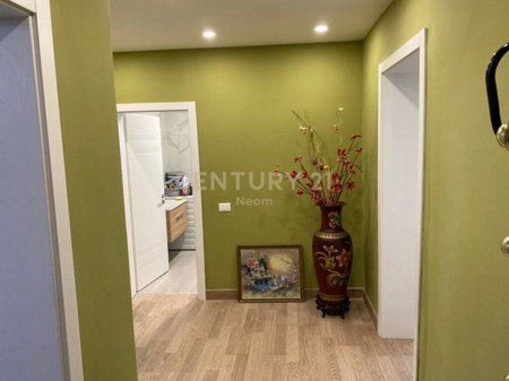 SALE, APARTMENT 2+1 DURRES STREET