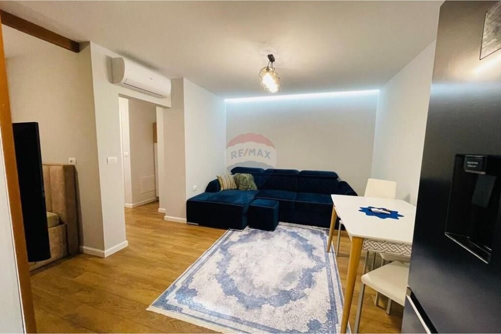 Jepet me Qira Apartament 1+1 te Rruga e Elbasanit