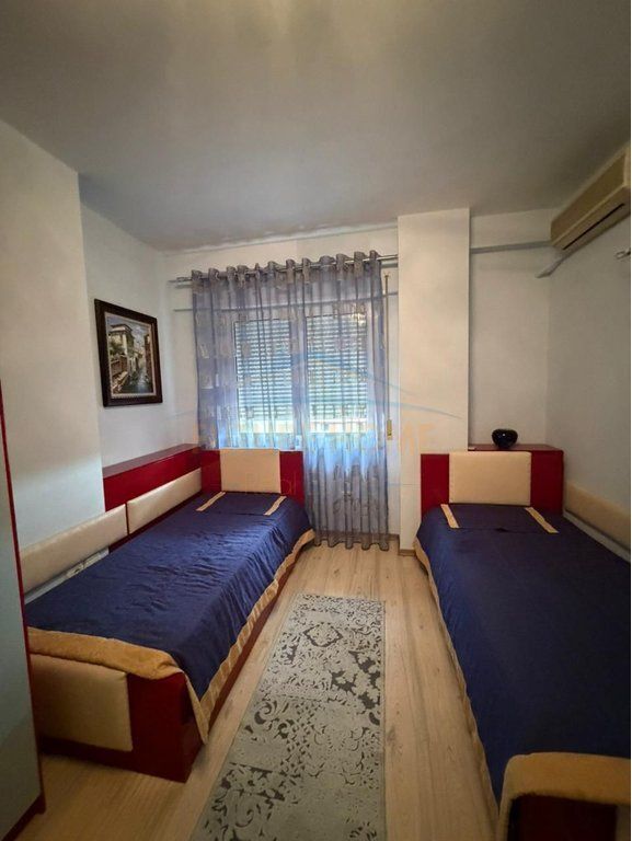 Apartment 2+1+storage for sale Barricade Street