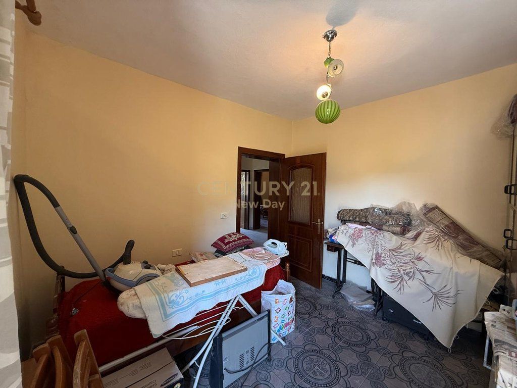 2+1+1t+3 balconies + terrace+shared ownership land