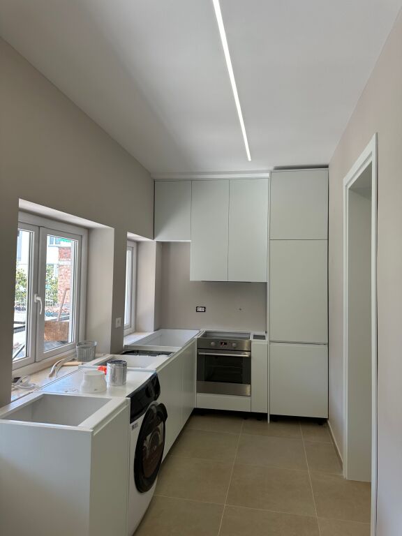 Apartament 1+1 me qira plus post parkimi ne Vasil Shanto