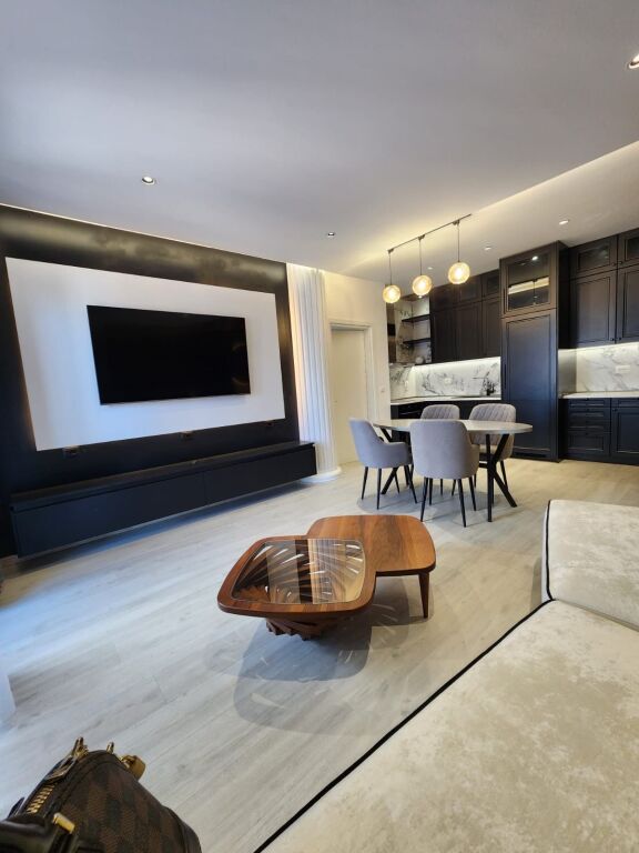 Apartment 2+1 for rent Kavaja St.