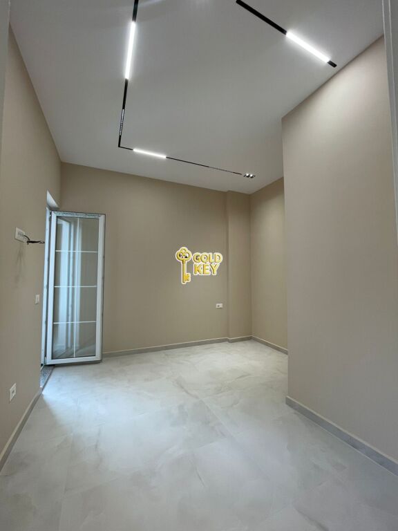 🏡 BUSINESS PREMISES FOR RENT TRAIN STATION DURRES