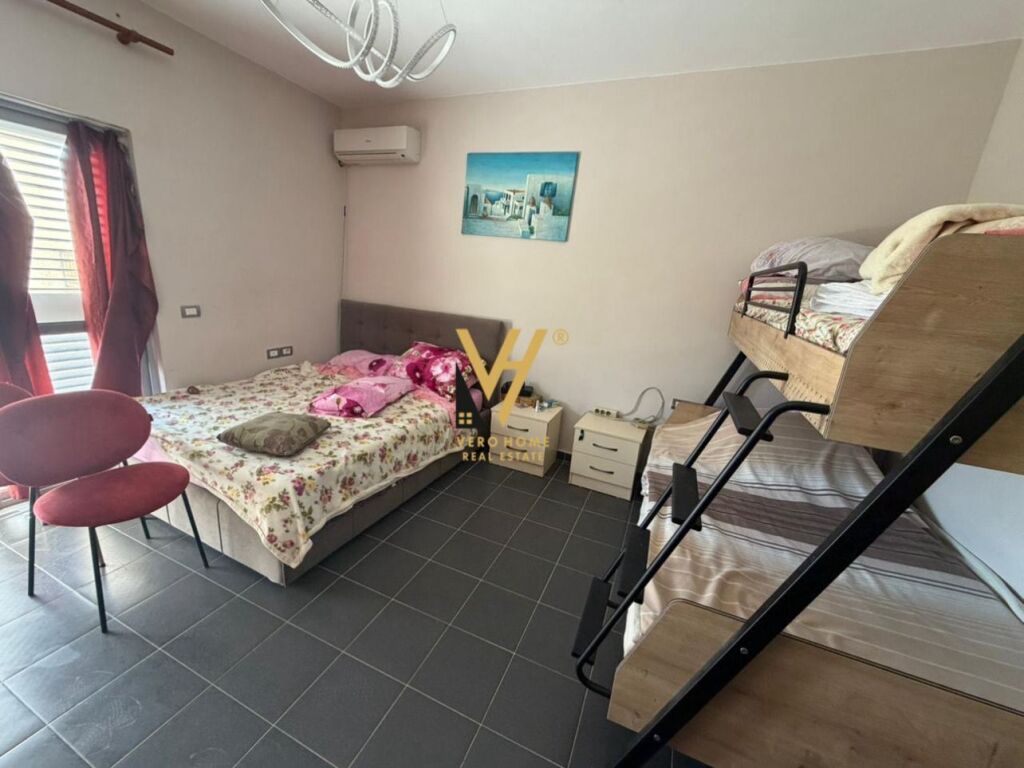 SHITET APARTAMENT 1+1+BLK TE SHKEMBI I KAVAJES 6.000.000 LEKE