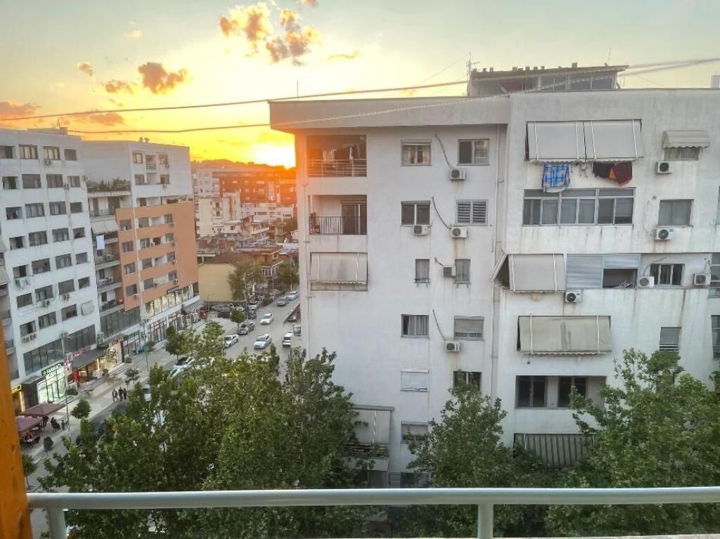 For rent Apartment 2+1, Astir near Kledi Restaurant Tom Plezha street 600 Euro