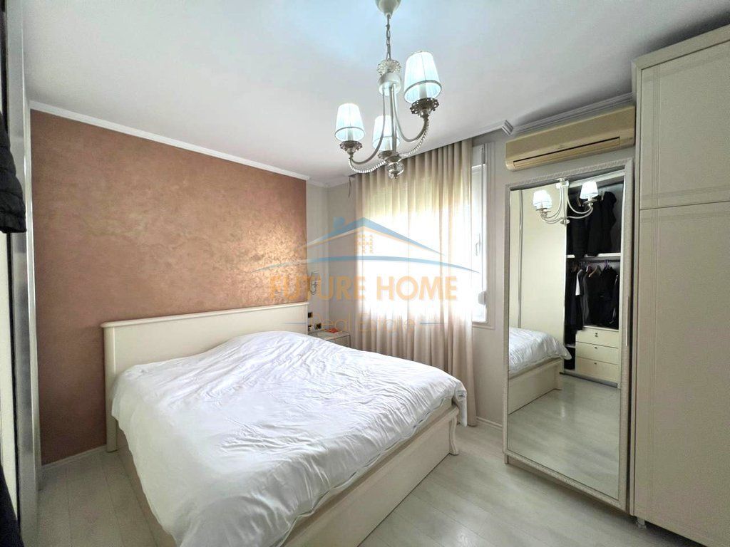 Rent, Apartment 2+1+2, Blloku, Tirane