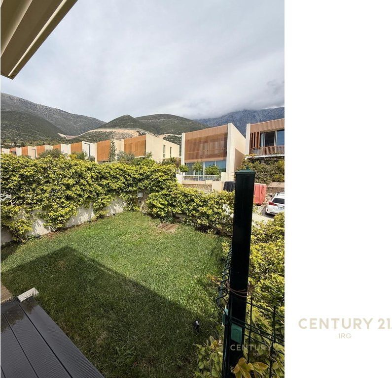 Appartamento 1+1+cortile+deposito+posto auto in vendita a Green Coast - 399,990€