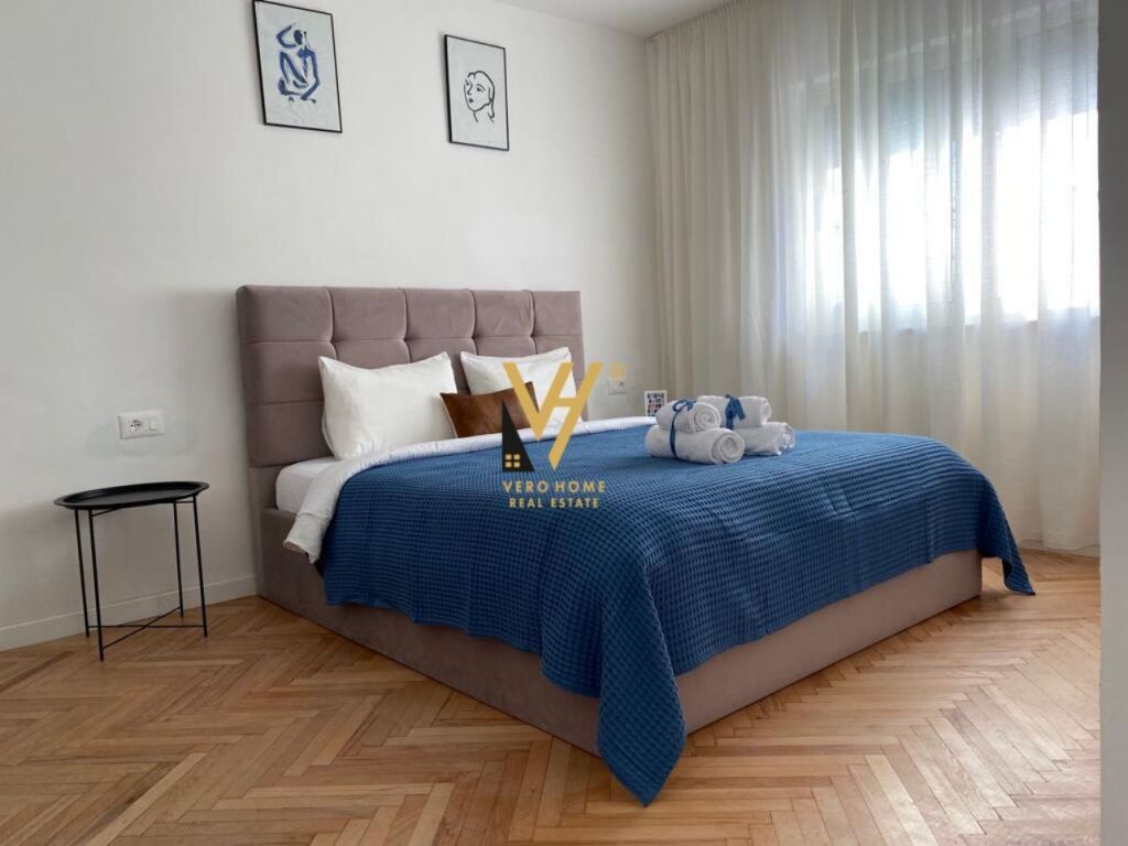 JEPET APARTAMENT 1+1 ME QIRA TE MYSLYM SHYRI 65.000 LEKE