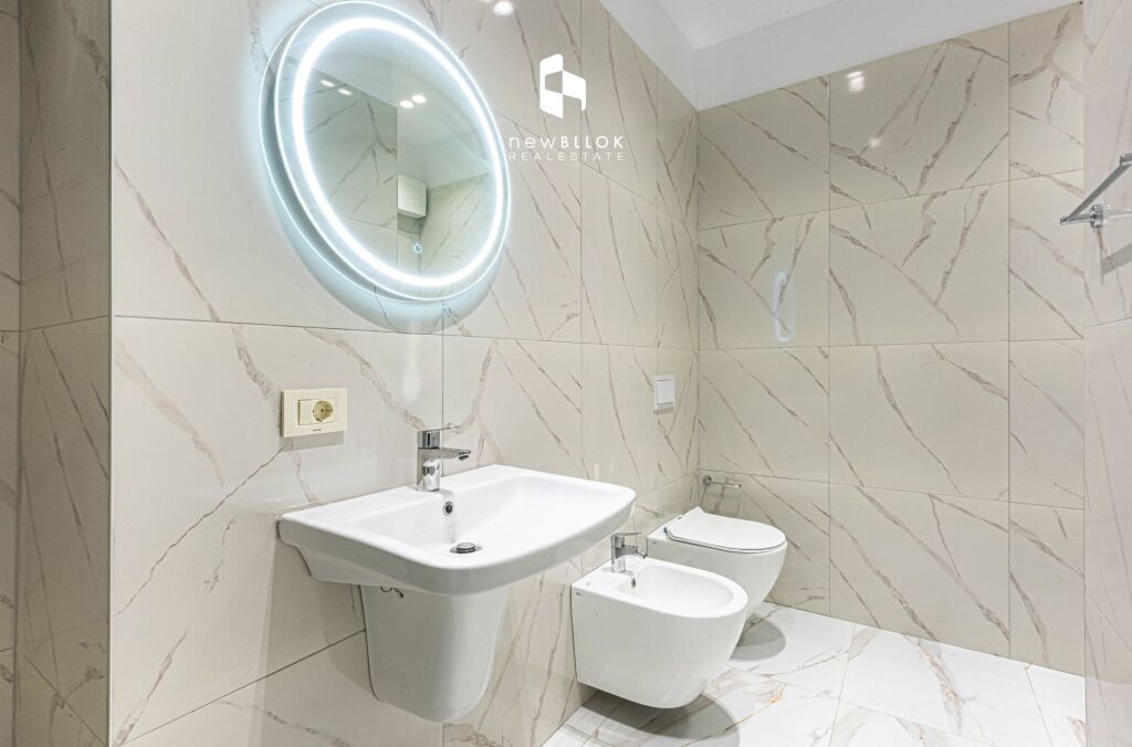 ✨️In Affitto: Elite Office 202m² ⭐️ 2 Posti Auto 3 WC🚾 / VERANDA - 12° Piano📍 GOLDEN TOWER (MINE PEZA RESIDENCE) 🌇 2000€ NETTI/Mese 💥