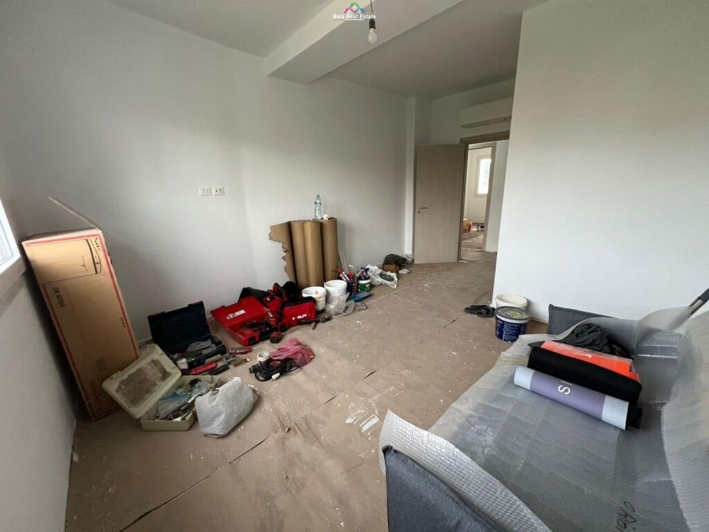 Ufficio in Affitto 3+1 a Astir (ID BZ2969) Tirana