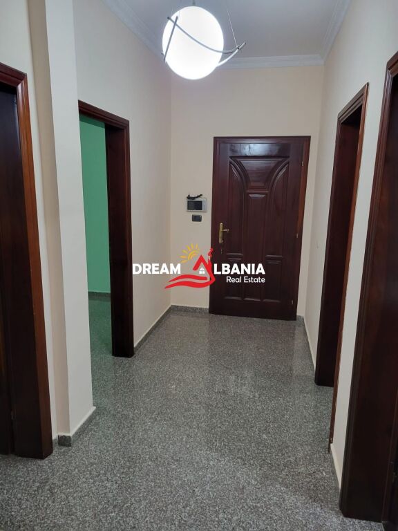The 3rd floor of a villa is for rent in Shkoze near Wester Union  (ID4251450 )